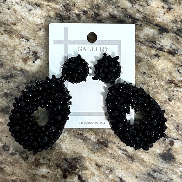Gallery Black Statement Earrings with Textured Design - Picture 1 of 3